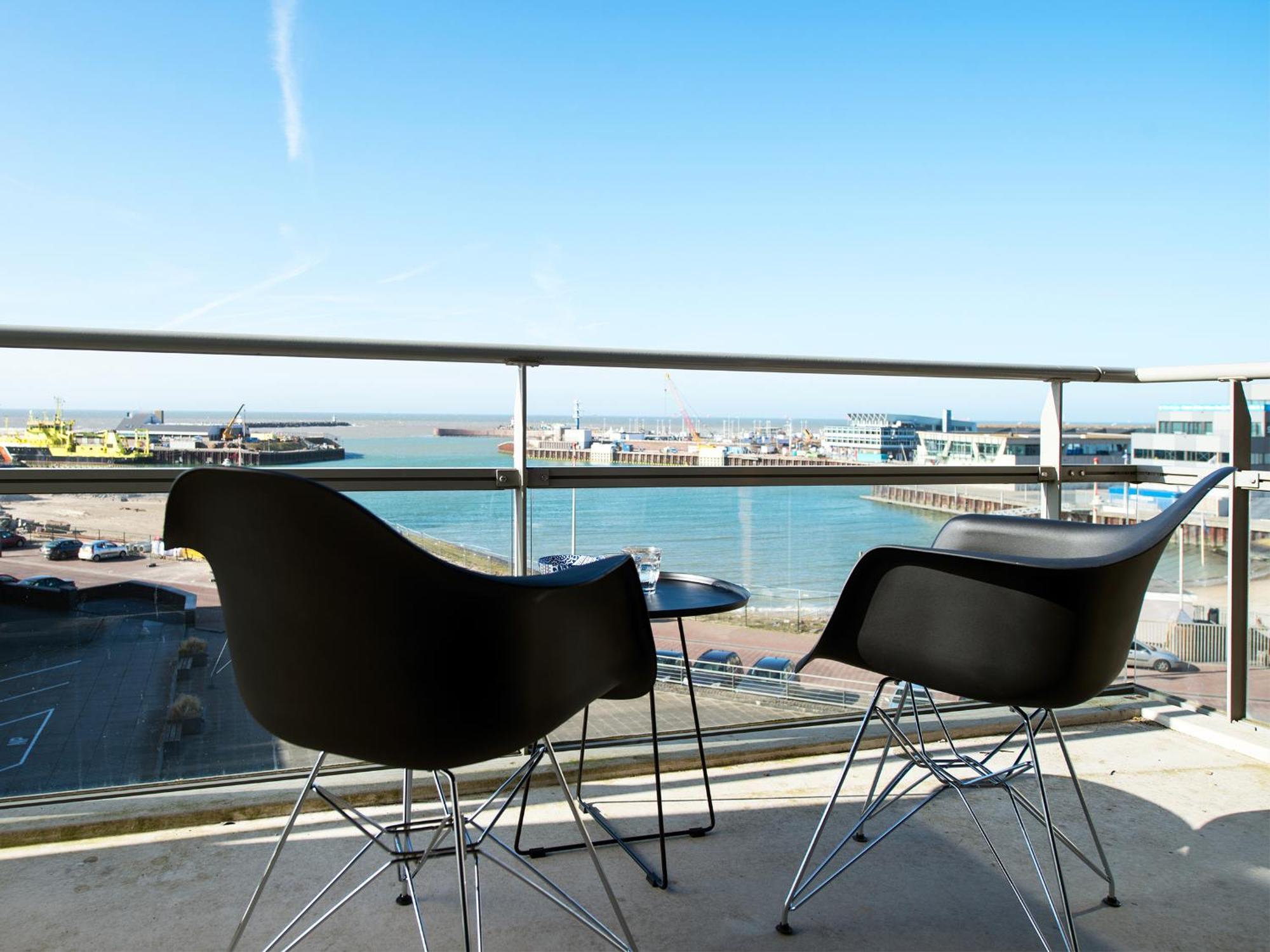 Bizstay Harbour III Scheveningen Apartments 헤이그 객실 사진